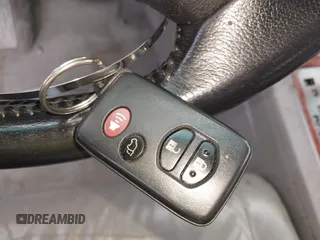 2010 Toyota Highlander Limited с VIN JTEYK3EH8A2097494, выставлен на аукционе IAAI как лот 41516578 с пробегом 216 077 миль миль и . История ставок и продаж доступна на DreamBid. Изображение 11.