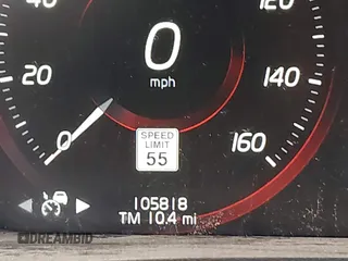 2018 Volvo XC90 Momentum with VIN YV4A22PK4J1322277, listed as a IAAI auction lot 42184555 with 105,818 mi miles and . Bid and sale history available at DreamBid. Image 15.