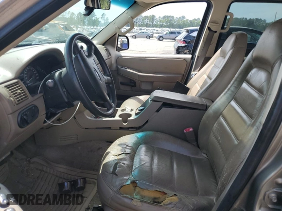 2002 Ford Explorer XLT with VIN 1FMZU63W12UA83492, listed as a Copart auction lot 55821075 with 202,286 mi miles and Salvage title. Bid and sale history available at DreamBid. Image 7.