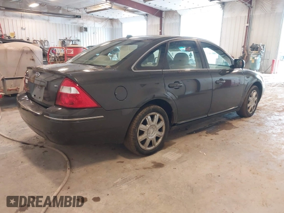 2007 Ford Five Hundred SEL z VIN 1FAFP24197G102151, wystawiony jako IAAI lot #42284474 z przebiegiem 153 750 mil mil oraz . Historia ofert i sprzedaży dostępna na DreamBid. Obrazek 4.