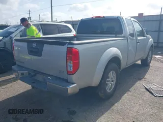 2015 Nissan Frontier S z VIN 1N6BD0CT7FN716390, wystawiony jako IAAI lot #42519222 z przebiegiem 175 588 mil mil oraz . Historia ofert i sprzedaży dostępna na DreamBid. Obrazek 4.