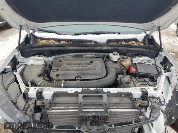 2022 Buick Envision Preferred with VIN LRBAZLR41ND124374, listed as a Copart auction lot 42351565 with 44,295 mi miles and Clean Title. Bid and sale history available at carsss.com. Image 12.