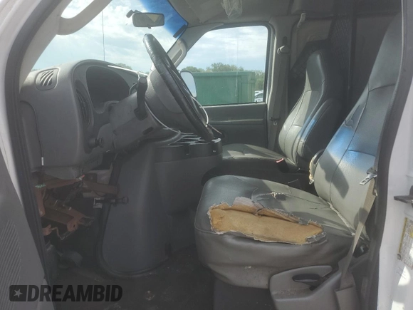2008 Ford Econoline Cargo Commercial with VIN 1FTNE24W78DA44311, listed as a Copart auction lot 57152765 with 277,707 mi miles and Clean title. Bid and sale history available at DreamBid. Image 7.