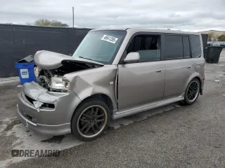 2005 Scion xB z VIN JTLKT324850202744, wystawiony jako Copart lot #46641285 z przebiegiem 256 428 mil mil oraz Szkody całkowita. Historia ofert i sprzedaży dostępna na DreamBid. Obrazek 1.
