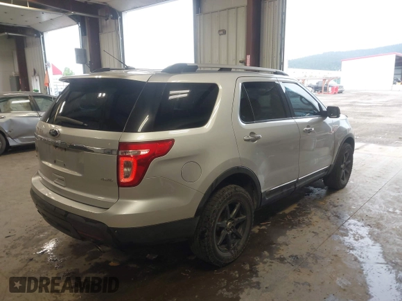 2013 Ford Explorer XLT z VIN 1FM5K8D81DGB63666, wystawiony jako IAAI lot #42211087 z przebiegiem 224 472 mil mil oraz . Historia ofert i sprzedaży dostępna na DreamBid. Obrazek 4.