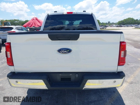 2023 Ford F-150 XL with VIN 1FTEW1C54PKD83361, listed as a IAAI auction lot 42236338 with 35,902 mi miles and . Bid and sale history available at DreamBid. Image 17.