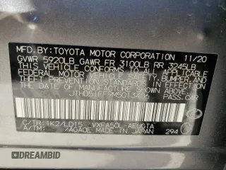 2021 Lexus LS with VIN JTHD51FF9M5013406, listed as a Copart auction lot 84926124 with 31,209 mi miles and Salvage Title. Bid and sale history available at carsss.com. Image 12.