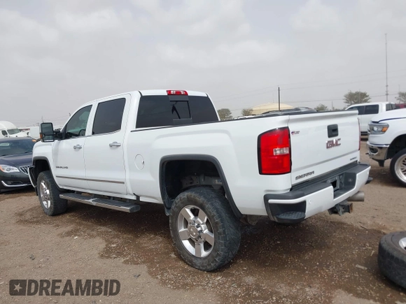 2017 GMC Sierra 2500HD Denali with VIN 1GT12UEY1HF213326, listed as a IAAI auction lot 41807632 with 224,620 mi miles and . Bid and sale history available at DreamBid. Image 15.
