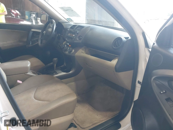 2010 Toyota RAV4 with VIN JTMZF4DV6A5020986, listed as a IAAI auction lot 42739485 with 209,580 mi miles and . Bid and sale history available at DreamBid. Image 5.