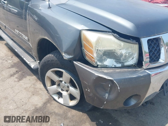 2006 Nissan Titan LE z VIN 1N6AA07B76N512436, wystawiony jako IAAI lot #42447569 z przebiegiem 152 215 mil mil oraz . Historia ofert i sprzedaży dostępna na DreamBid. Obrazek 6.