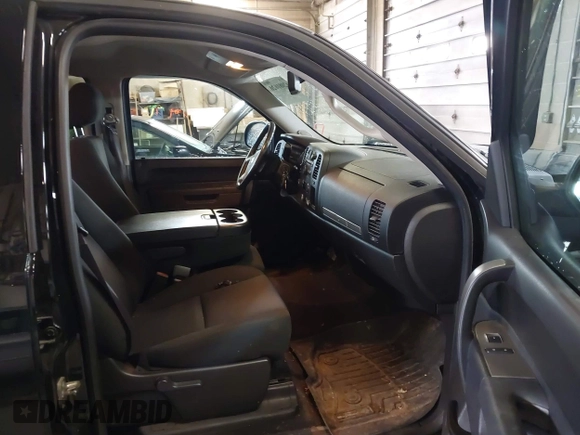 2012 GMC Sierra 1500 SLE with VIN 3GTP2VE72CG198155, listed as a IAAI auction lot 42081020 with 143,843 mi miles and . Bid and sale history available at DreamBid. Image 5.
