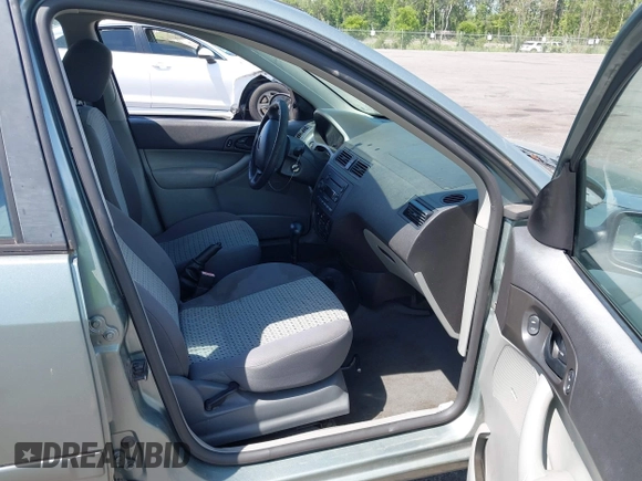 2006 Ford Focus SE with VIN 1FAHP36N26W227530, listed as a IAAI auction lot 42177662 with 115,711 mi miles and . Bid and sale history available at carsss.com. Image 5.