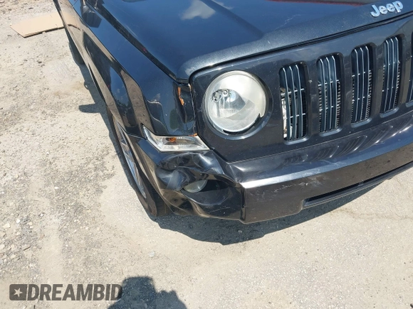 2008 Jeep Patriot Sport with VIN 1J8FF28W58D543970, listed as a IAAI auction lot 42577470 with 135,488 mi miles and . Bid and sale history available at DreamBid. Image 12.