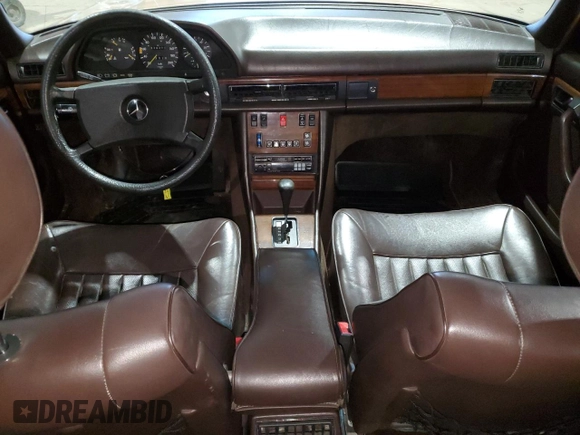 1983 Mercedes-Benz 300 SD with VIN WDBCB20AXDD045063, listed as a Copart auction lot 84673394 with 339,359 mi miles and Clean Title. Bid and sale history available at DreamBid. Image 8.