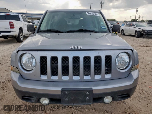 2015 Jeep Patriot Latitude with VIN 1C4NJPFBXFD368160, listed as a Copart auction lot 59235425 with 105,529 mi miles and Salvage title. Bid and sale history available at DreamBid. Image 5.