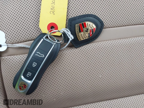 2023 Porsche Cayenne z VIN WP1AA2AY1PDA09213, wystawiony jako IAAI lot #40795024 z przebiegiem 22 522 mil mil oraz . Historia ofert i sprzedaży dostępna na DreamBid. Obrazek 11.
