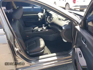 2024 Nissan Altima SR with VIN 1N4BL4CV6RN377307, listed as a IAAI auction lot 42229384 with 8,117 mi miles and . Bid and sale history available at DreamBid. Image 5.