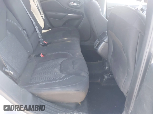 2019 Jeep Cherokee Latitude with VIN 1C4PJMCB9KD442979, listed as a IAAI auction lot 41645520 with 108,261 mi miles. Bid and sale history available at carsss.com. Image 8.