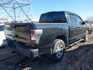2018 Nissan Titan SV z VIN 1N6AA1EJ0JN518958, wystawiony jako IAAI lot #42505721 z przebiegiem 122 487 mil mil oraz . Historia ofert i sprzedaży dostępna na DreamBid. Obrazek 12.