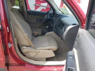 2014 Jeep Patriot Sport with VIN 1C4NJPBBXED617934, listed as a IAAI auction lot 42001839 with 117,306 mi miles. Bid and sale history available at carsss.com. Image 5.