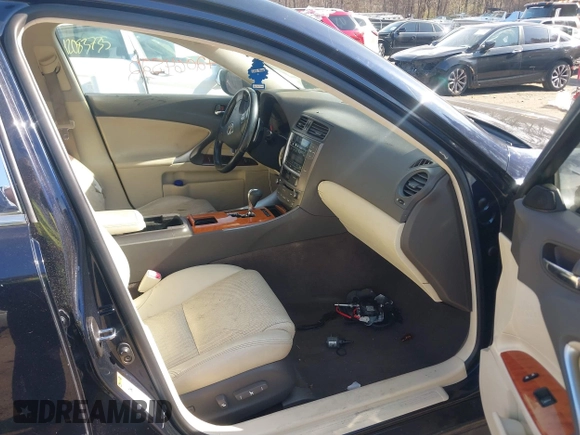 2009 Lexus IS with VIN JTHCK262495028118, listed as a IAAI auction lot 42064522 with 201,872 mi miles. Bid and sale history available at carsss.com. Image 5.