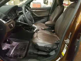 2016 BMW X1 xDrive28i with VIN WBXHT3C39G5E55868, listed as a Copart auction lot 70406082 with 0 mi miles. Bid and sale history available at carsss.com. Image 7.