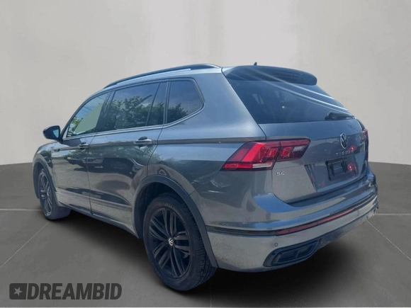 2022 Volkswagen Tiguan SE R-Line Black with VIN 3VVCB7AX3NM131, listed as a Copart auction lot 57200955 with 192,171 mi miles and Clean title. Bid and sale history available at DreamBid. Image 3.