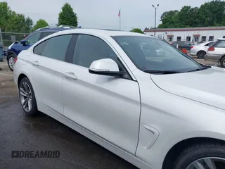 2017 BMW 4 Series 430i z VIN WBA4F7C54HG786773, wystawiony jako IAAI lot #42213318 z przebiegiem 77 438 mil mil oraz . Historia ofert i sprzedaży dostępna na DreamBid. Obrazek 13.