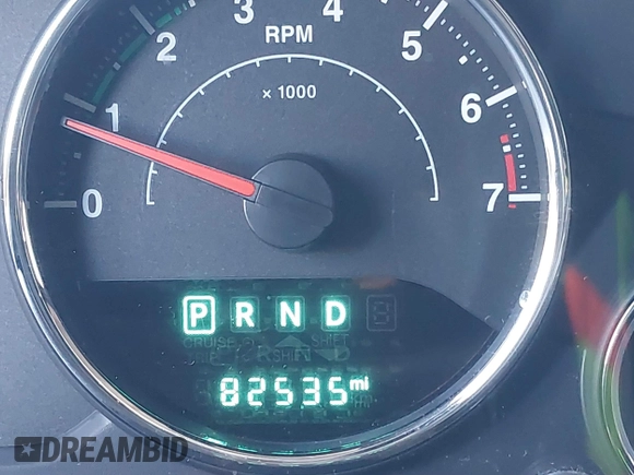 2018 Jeep Wrangler Sahara z VIN 1C4AJWBG2JL936412, wystawiony jako IAAI lot #41381668 z przebiegiem 82 535 mil mil oraz . Historia ofert i sprzedaży dostępna na DreamBid. Obrazek 15.