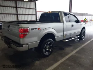 2010 Ford F-150 XL with VIN 1FTEX1E83AFC80694, listed as a IAAI auction lot 41723042 with 237,760 mi miles. Bid and sale history available at carsss.com. Image 4.