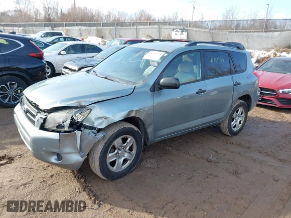 2007 Toyota RAV4 with VIN JTMBD33V476037999, listed as a IAAI auction lot 41751398 with 147,125 mi miles. Bid and sale history available at carsss.com. Image 2.