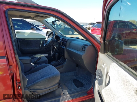 2001 Isuzu Rodeo S with VIN 4S2CK58W814326849, listed as a IAAI auction lot 41769624 with 366,460 mi miles and . Bid and sale history available at DreamBid. Image 5.