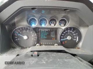 2012 Ford F-250 XL z VIN 1FT7W2B61CED21708, wystawiony jako Copart lot #51152275 z przebiegiem 255 097 mil mil oraz Nie do naprawy • Non repairable. Historia ofert i sprzedaży dostępna na DreamBid. Obrazek 9.