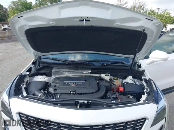 2020 Cadillac XT4 FWD Sport with VIN 1GYFZER4XLF116224, listed as a IAAI auction lot 42759271 with 31,395 mi miles and . Bid and sale history available at DreamBid. Image 10.