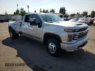2021 Chevrolet Silverado 3500HD High Country with VIN 1GC4YVEY4MF156230, listed as a Copart auction lot 66179474 with 61,163 mi miles and Salvage Title. Bid and sale history available at carsss.com. Image 4.