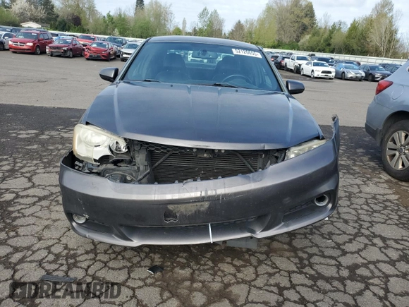 2014 Dodge Avenger SXT with VIN 1C3CDZCG1EN181798, listed as a Copart auction lot 52120655 with 156,472 mi miles and Salvage title. Bid and sale history available at DreamBid. Image 5.
