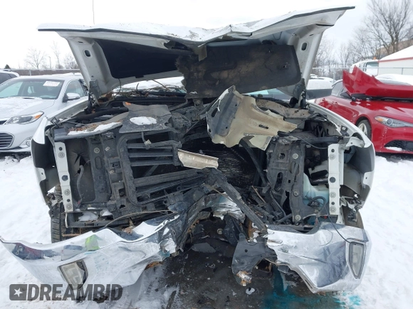 2018 Chevrolet Silverado 1500 LT with VIN 3GCPCREC6JG195189, listed as a IAAI auction lot 41613074 with Not Provided miles and . Bid and sale history available at DreamBid. Image 6.