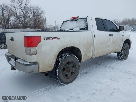 2011 Toyota Tundra 4WD Truck with VIN 5TFUY5F12BX183290, listed as a IAAI auction lot 41217291 with NaN miles. Bid and sale history available at carsss.com. Image 4.