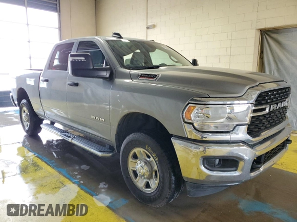 2024 Ram 2500 Big Horn с VIN 3C6UR5DJ3RG353713, выставлен на аукционе Copart как лот 63202265 с пробегом 5 551 миль миль и Чистый • Clean title. История ставок и продаж доступна на DreamBid. Изображение 4.