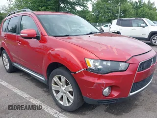 2013 Mitsubishi Outlander SE with VIN JA4JT3AW0DU019608, listed as a IAAI auction lot 42650621 with 170,746 mi miles and . Bid and sale history available at DreamBid. Image 1.