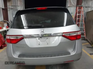2011 Honda Odyssey EX-L with VIN 5FNRL5H62BB083682, listed as a IAAI auction lot 41425267 with 169,166 mi miles and . Bid and sale history available at carsss.com. Image 15.