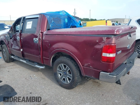 2005 Ford F-150 XLT z VIN 1FTPW12545FB51424, wystawiony jako IAAI lot #42651343 z przebiegiem 231 555 mil mil oraz . Historia ofert i sprzedaży dostępna na DreamBid. Obrazek 3.