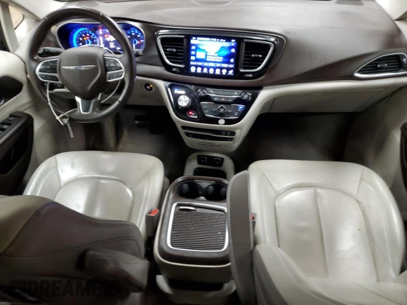 2017 Chrysler Pacifica Touring L Plus with VIN 2C4RC1EG6HR559922, listed as a Copart auction lot 53057505 with 131,322 mi miles and Clean Title. Bid and sale history available at DreamBid. Image 8.