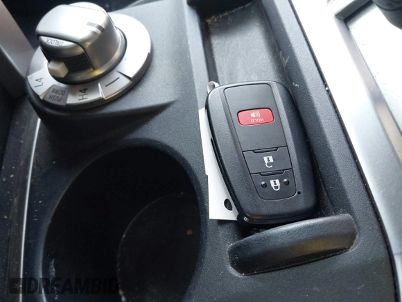 2022 Toyota 4Runner TRD Sport with VIN JTESU5JR2N6013405, listed as a IAAI auction lot 42611930 with 31,895 mi miles and . Bid and sale history available at DreamBid. Image 11.