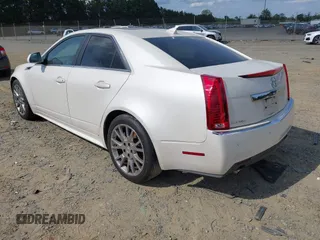 2013 Cadillac CTS Premium z VIN 1G6DS5E3XD0106332, wystawiony jako IAAI lot #42152577 z przebiegiem 114 700 mil mil oraz . Historia ofert i sprzedaży dostępna na DreamBid. Obrazek 3.