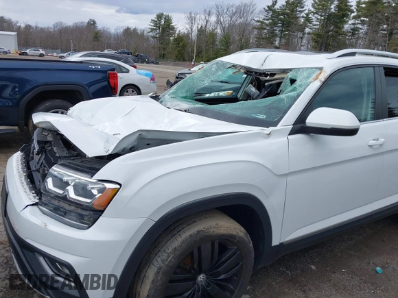 2019 Volkswagen Atlas SEL with VIN 1V2MR2CAXKC594264, listed as a IAAI auction lot 41872023 with 60,807 mi miles and . Bid and sale history available at DreamBid. Image 18.