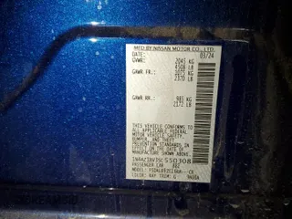 2025 Nissan LEAF S with VIN 1N4AZ1BV3SC550308, listed as a Copart auction lot 86393354 with 9,011 mi miles and Salvage Title. Bid and sale history available at carsss.com. Image 12.