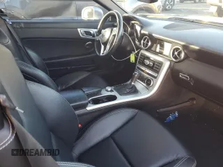 2014 Mercedes-Benz SLK 250 z VIN WDDPK4HA3EF091997, wystawiony jako Copart lot #86802974 z przebiegiem 70 247 mil mil oraz Szkoda całkowita • Salvage title. Historia ofert i sprzedaży dostępna na DreamBid. Obrazek 8.