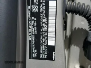 2017 Volvo S60 Inscription с VIN LYV402TK7HB145920, выставлен на аукционе Copart как лот 54956515 с пробегом 48 213 миль миль и Списание • Salvage title. История ставок и продаж доступна на DreamBid. Изображение 12.