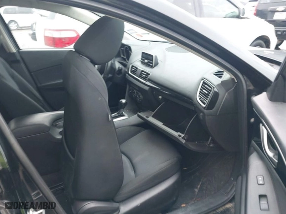 2014 Mazda Mazda3 i Sport with VIN JM1BM1U73E1183860, listed as a IAAI auction lot 41473932 with 141,842 mi miles. Bid and sale history available at carsss.com. Image 5.